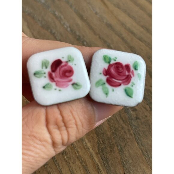 Vintage Hand-Painted Floral Porcelain Cufflinks, White Pink Green - Picture 4 of 6